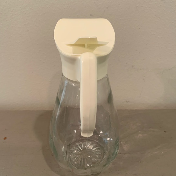 Vintage Log Cabin Glass Syrup Despenser With Lid - Picture 4 of 5